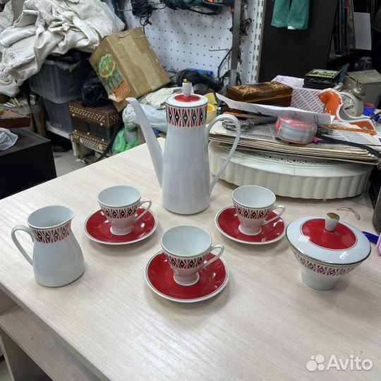 Фарфоровый кофейный сервиз ГДР 70-е годы (сзр)