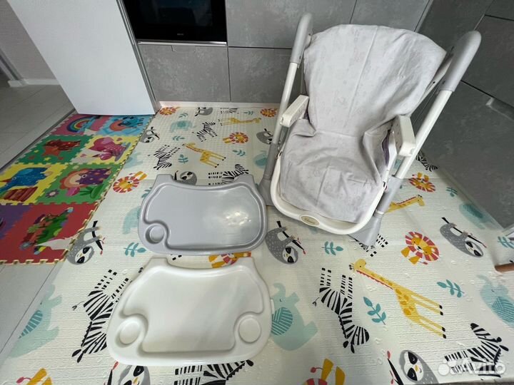 Детский стульчик для кормления