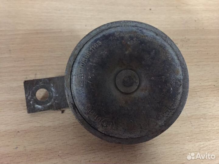 Звуковой сигнал Nissan Primera P11