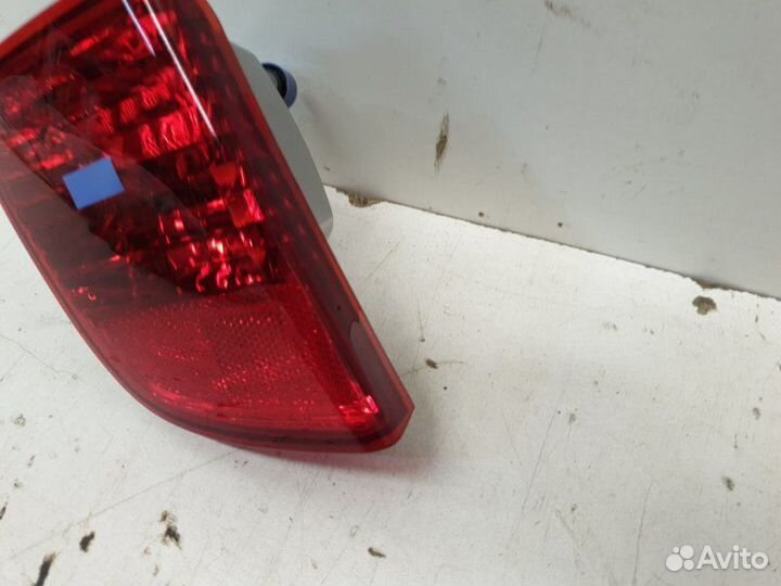 Фонарь противотуманный задний левый Toyota Land