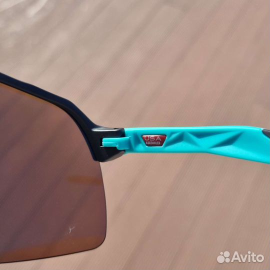 Солнцезащитные очки спортивные