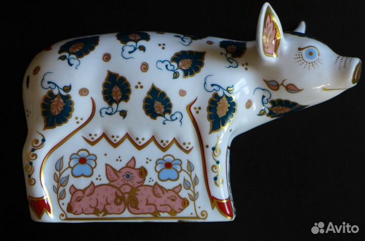 Статуэтка фарфор свинья с поросятами