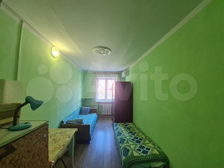 Комната 9 м² в 5-к., 5/5 эт.