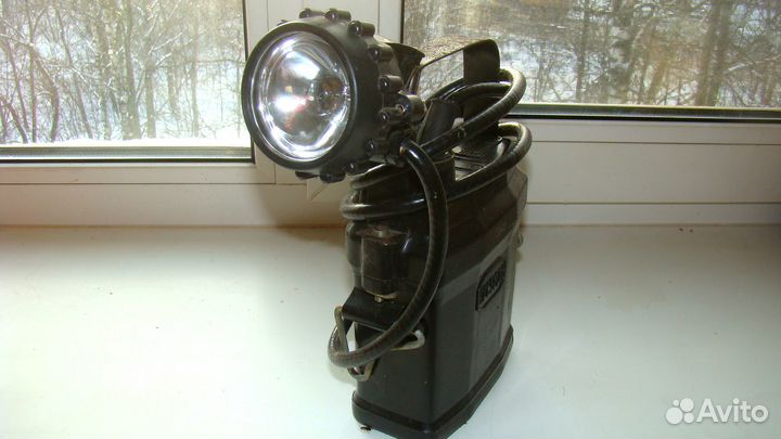 Аккумуляторный фонарь СССР