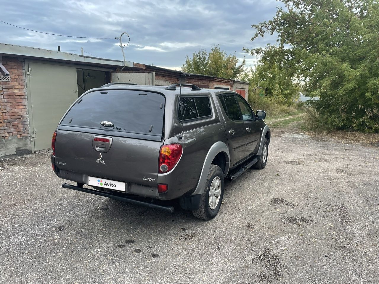 Mitsubishi L200: фото владельца