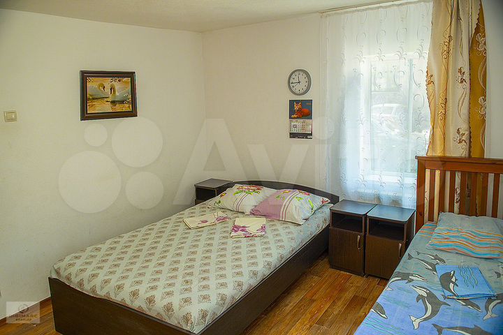 Дом 33,5 м² на участке 1 сот.