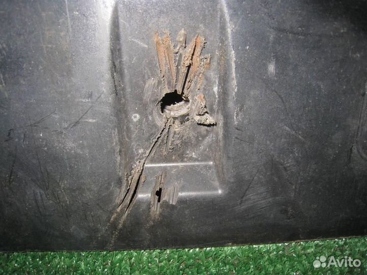 Пыльник бампера переднего Citroen Berlingo B9 2011