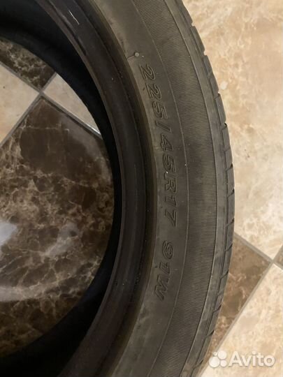 Nexen N Fera RU1 225/45 R17 91W