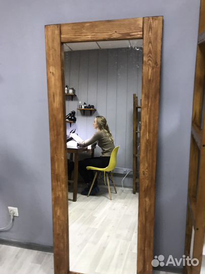 Зеркало напольное