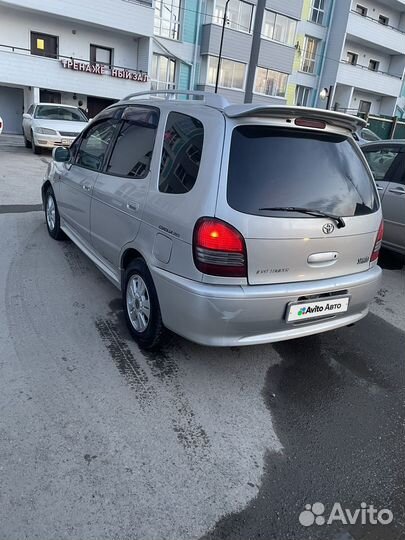Toyota Corolla Spacio 1.6 AT, 1999, 300 000 км