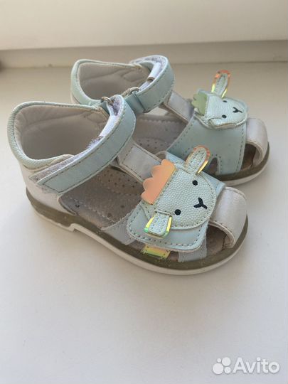 Сандалья для девочки 22