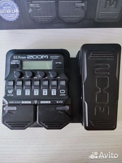 Гитарный процессор Zoom G1X four