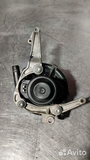 Насос продувки катализатора Mercedes Clk A209 M273