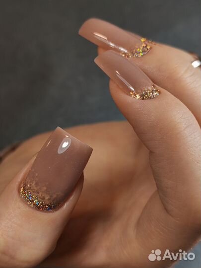 Маникюр и педикюр