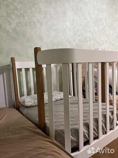 Детская кроватка с маятником транмформер