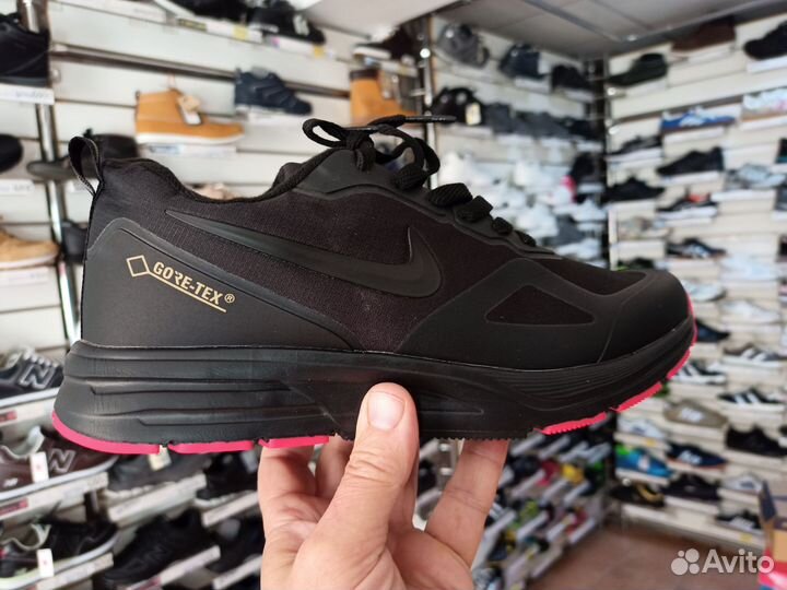 Кроссовки Nike Gore-Tex мембрана