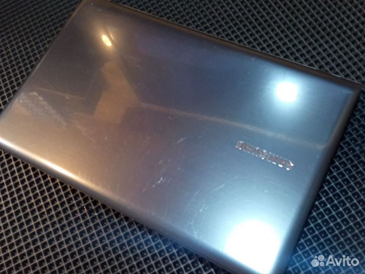 Ноутбук Samsung NP355, A6 2.7Ghz, 8gb, SSD256