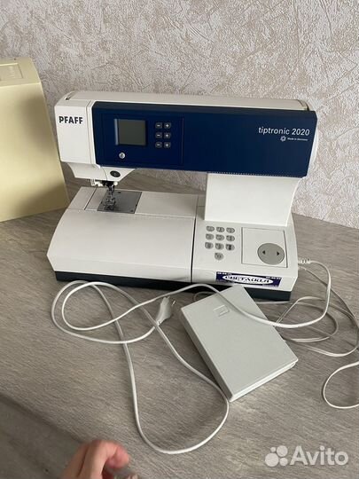 Швейная машина Pfaff Tiptronic 2020
