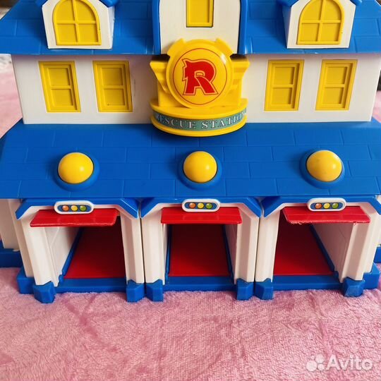 Робокар Поли