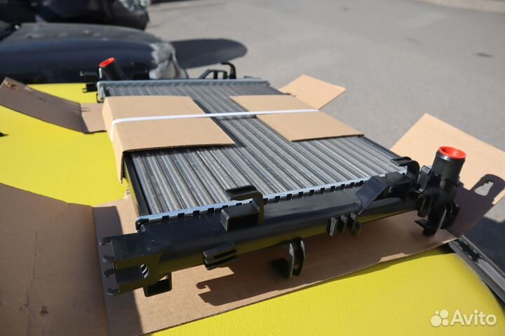 Радиатор охлаждения на hyundai solaris АКПП