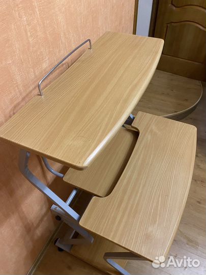 Стол, парта, компьютерный стол