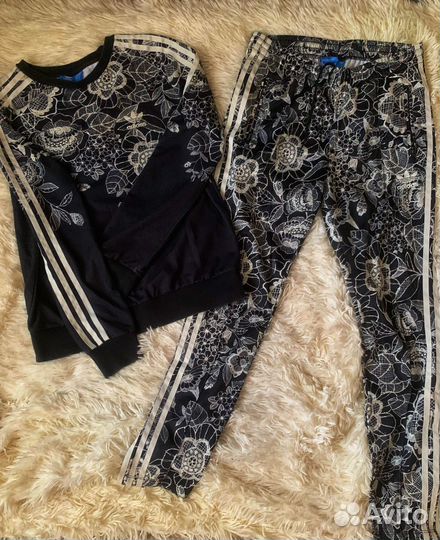 Спортивный костюм Adidas Originals