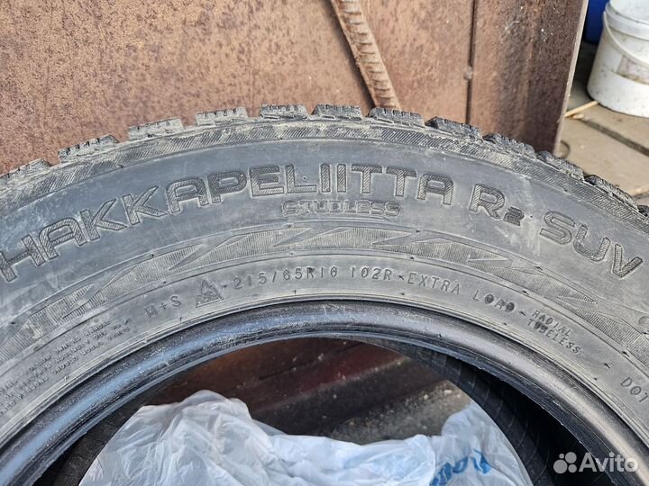 Nokian Tyres Hakkapeliitta R2 SUV 215/65 R16