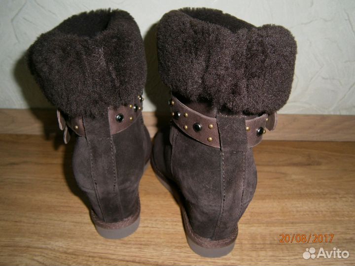 Замечательные полусапожки овчина и угги nadasa