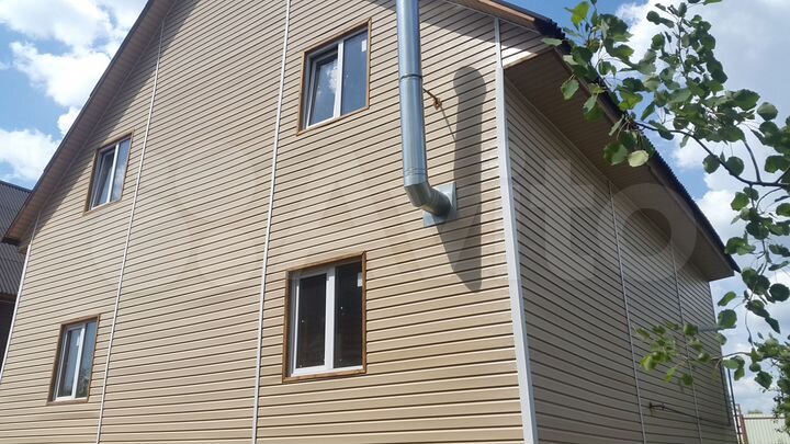 Коттедж 155 м² на участке 5 сот.