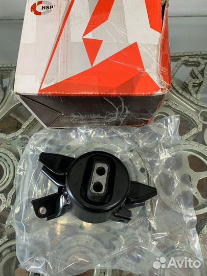 Опора двигателя задняя solaris/KIA RIO 10