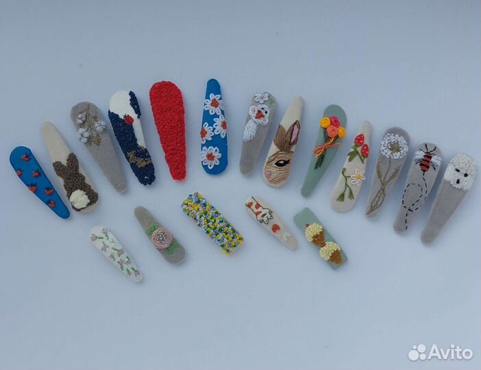 Бантики ручной работы. Банты с вышивкой