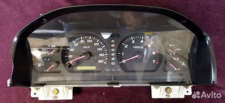 Спидометр Toyota Land Cruiser UZJ100 2uzfe 1999