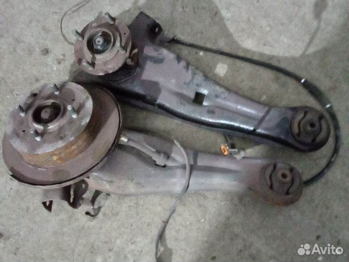 Рычаг задний на lancer 9