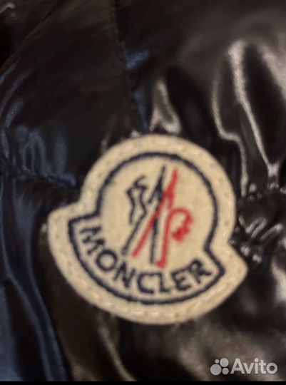 Пуховик Moncler женский