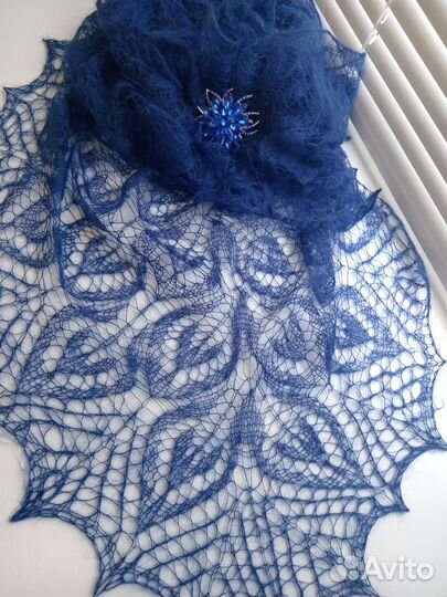 Шаль паутинка. Палантин. Ручная работа