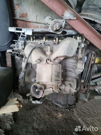 Двигатель на запчасти от рио