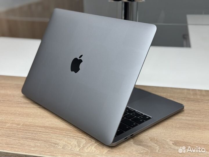 Ноутбук Apple macbook Pro 13 M2 256Gb A2338