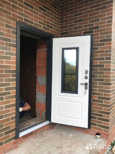 Дверь с терморазрывом для дома