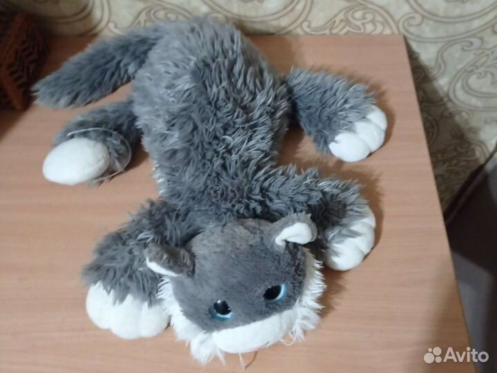 Плюшевая игрушка котик