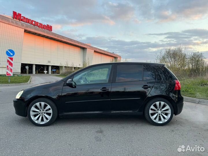 Volkswagen Golf 2.0 МТ, 2004, 250 000 км
