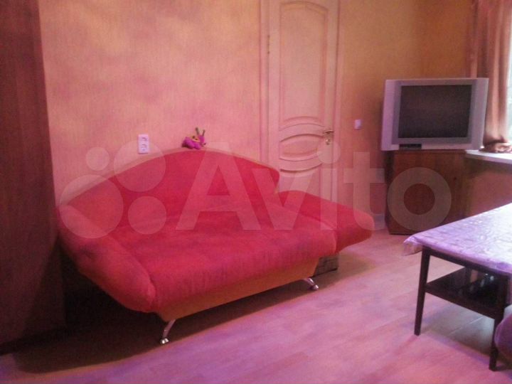 Комната 17 м² в 3-к., 2/4 эт.