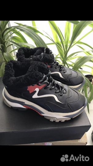 Кроссовки tendance