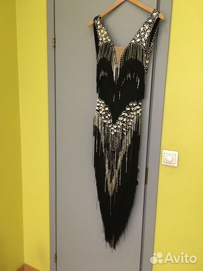 Турнирное платье для бальных танцев. Латина