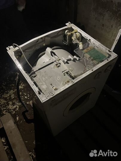 Стиральная машинка zanussi