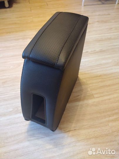 Подлокотник Рено Логан 2, Сандеро 2