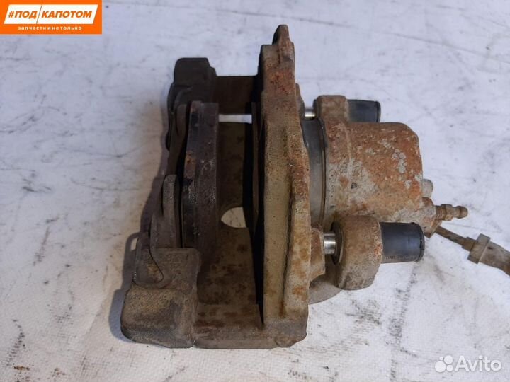 Суппорт тормозной передний правый Ford Focus 3