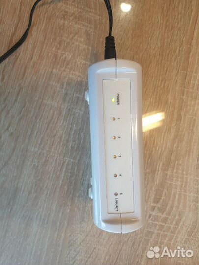 Fast ethernet switch US-5F