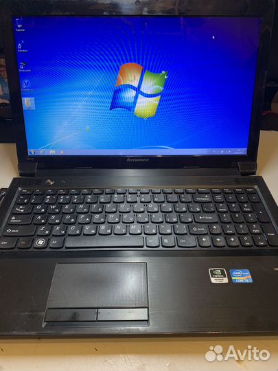 Lenovo Intel Core I3/4 GGB Ram/320 GGB HDD