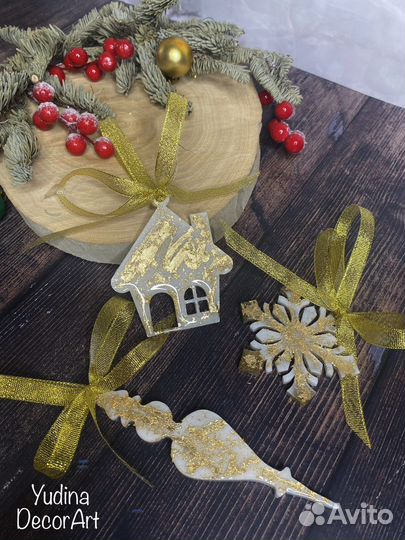 Новогодние игрушки ручной работы