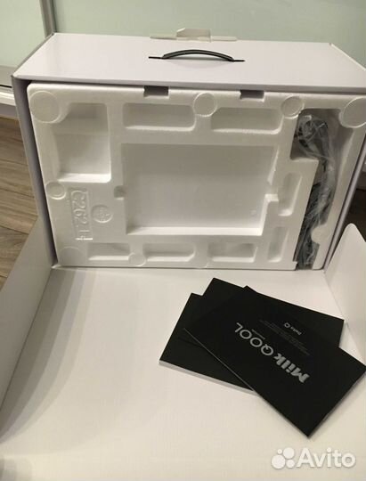 Кофемашина капсульная с капучинатором новая